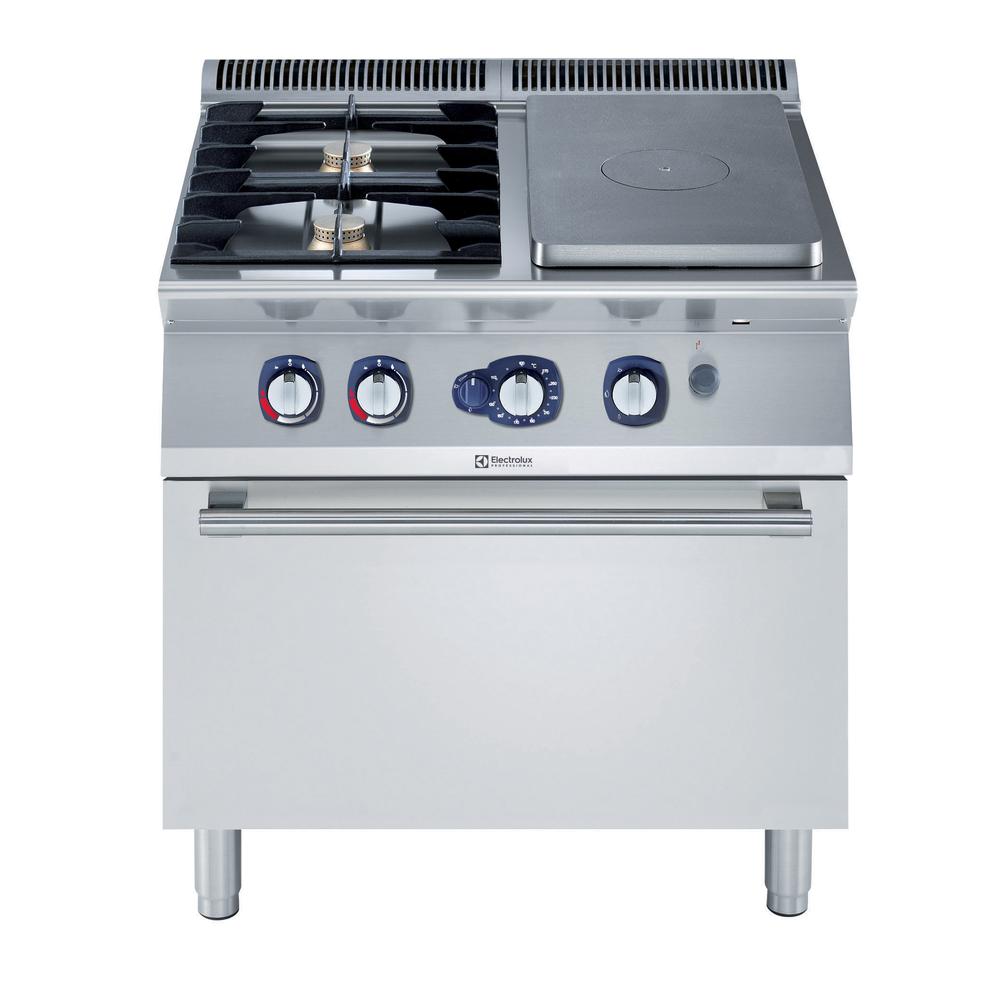 Modular Cooking Range Line 700XP Gas Solid Top on Gas Oven with 2