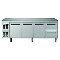 Digital kylbänk<br>Kylbänk. Ecostore HP 3 dörrar, 2 x 1/2 draglådor. -2+10°C. Inbyggd kompressor. 590L. R290