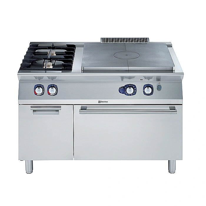 Gamma cottura modulare<br>700XP Tuttapiastra a gas su forno a gas e vano armadiato