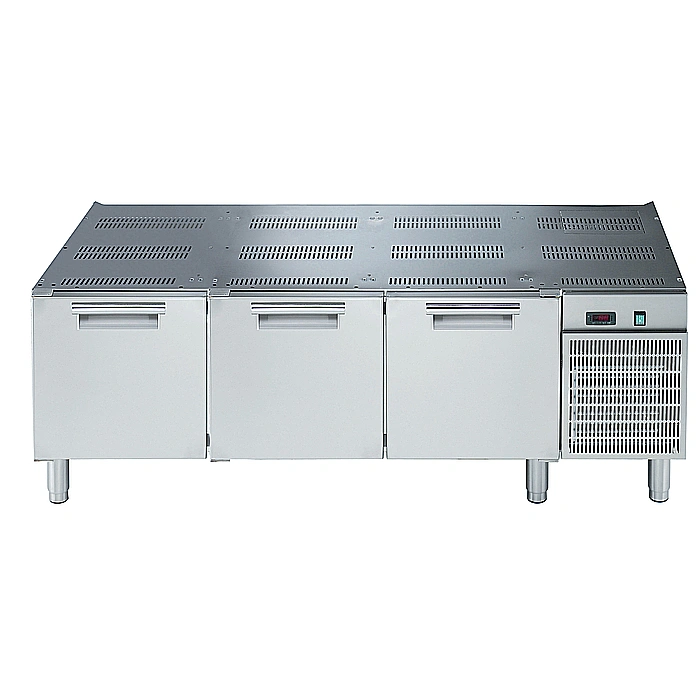 Gamma cottura modulare<br>Base refrigerata con 3 porte, -2+10°C, da 1600 mm, gas R290
