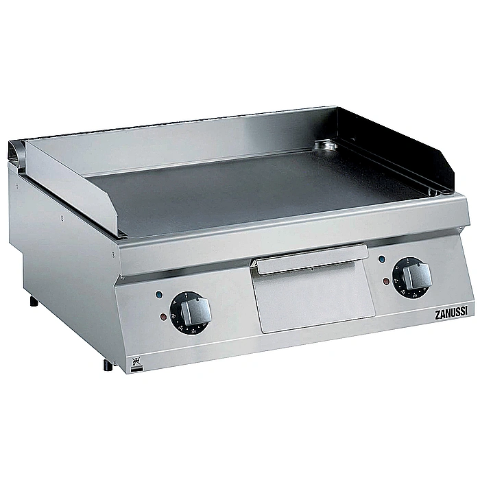 Gamma cottura modulare<br>Fry top elettrico con piastra in acciaio al cromo spazzolato, liscia e inclinata