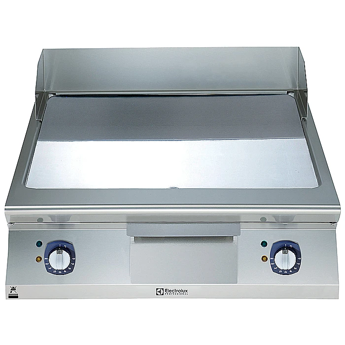 Gamma cottura modulare<br>Fry top elettrico con piastra liscia e inclinata, in acciaio al cromo lucidato, modulo intero
