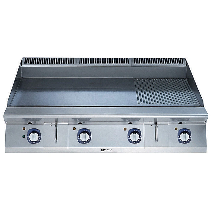 Gamma cottura modulare<br>Fry top elettrico HP con piastra larga 2/3 liscia e 1/3 rigata e orizzontale
