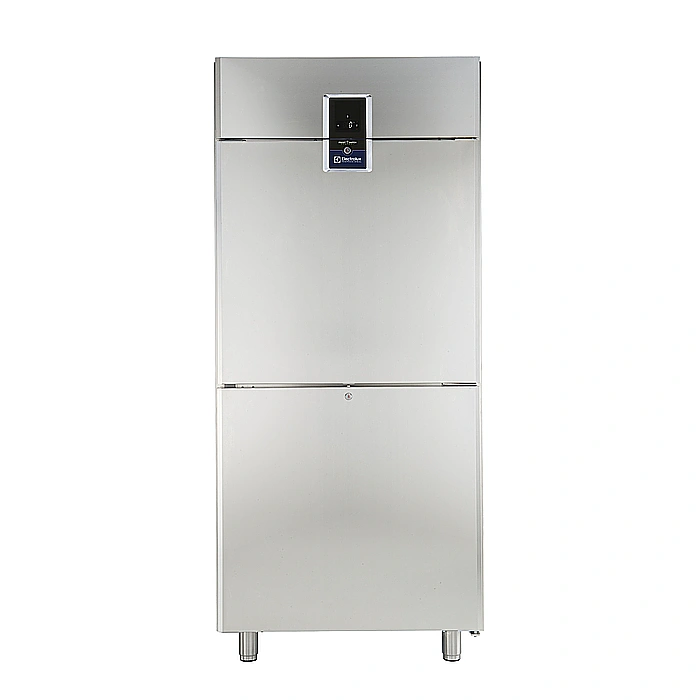 Prostore 800<br>Frys Prostore 800, 720L, 2 halvdörrar -15/-22 R290. Inbyggd maskin. AISI 304