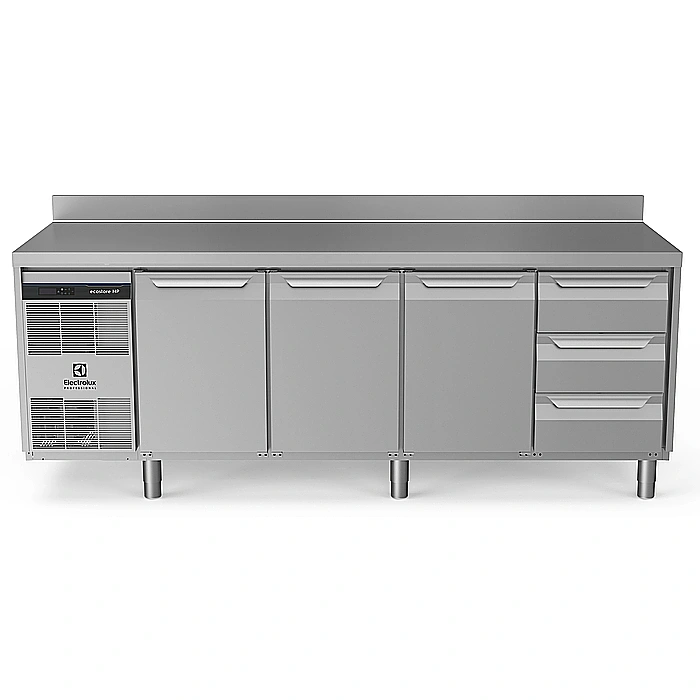 ecostore HP Premium<br>Tavolo refrigerato 590lt, 3 porte e 3x⅓ cassetti, -2+10°C, alzatina
