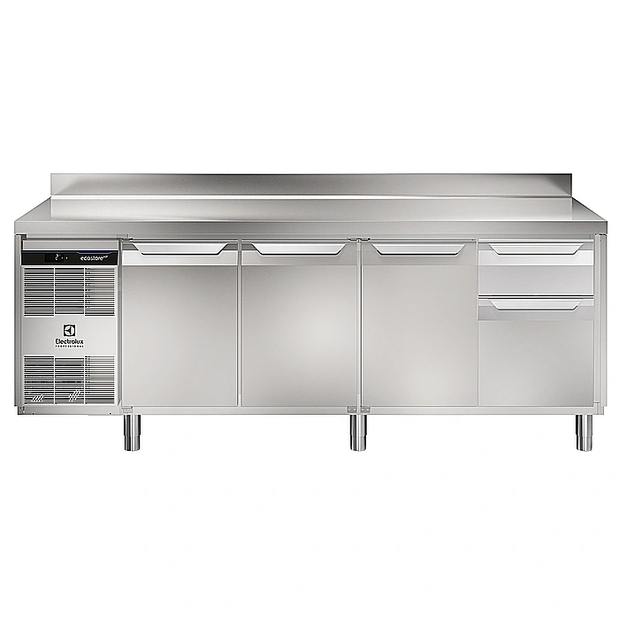ecostore HP Premium<br>Tavolo refrigerato 590lt, 3 porte, 1/3 e 2/3 cassetti, -2+10°C, alzatina