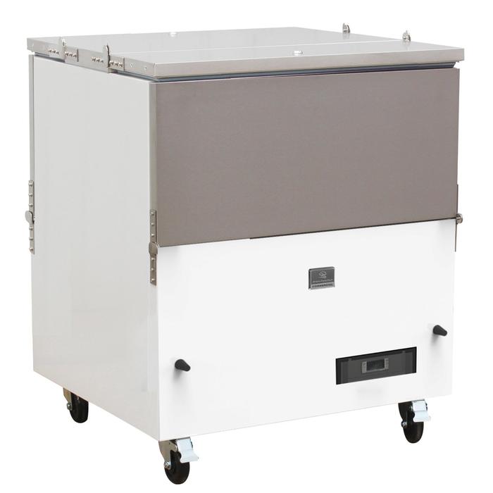 Refrigeration Equipment<br>8-Crate Dual Access Milk Cooler 35