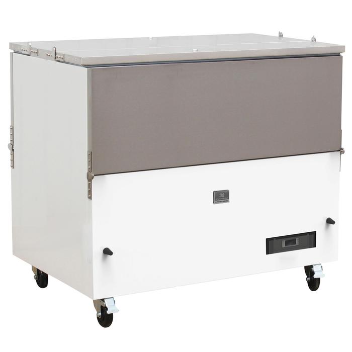 Refrigeration Equipment<br>12-Crate Dual Access Milk Cooler 50